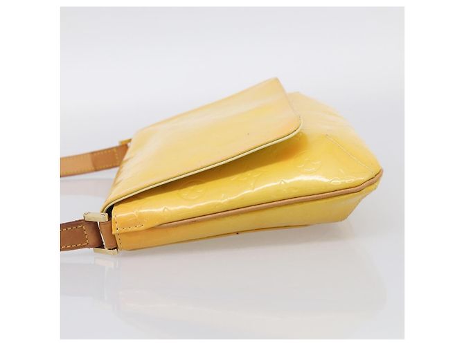 Louis Vuitton Thompson Street Monogram Vernis Medium - vista 3