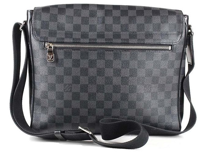 Borsa Messenger Louis Vuitton District MM Damier Graphite - vista 3