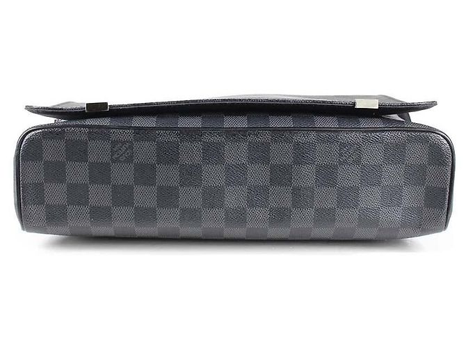 Borsa Messenger Louis Vuitton District MM Damier Graphite - vista 4