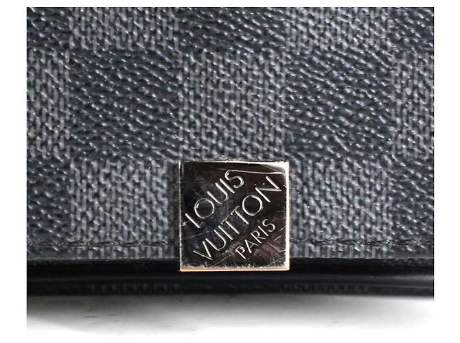 Borsa Messenger Louis Vuitton District MM Damier Graphite - vista 8