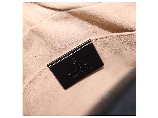Gucci GG Marmont Matelassé Patent Small - vista 6