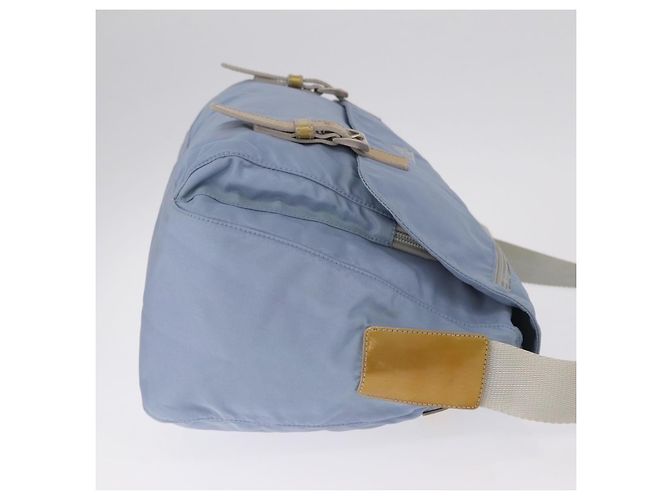 Double Prada Bolsa Messenger com Aba de Fivela Dupla Re-Nylon Medium - vista 3