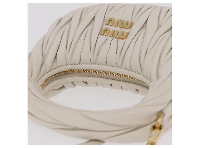 Miu Miu Wander Hobo Matelasse Leather Small - vista 7