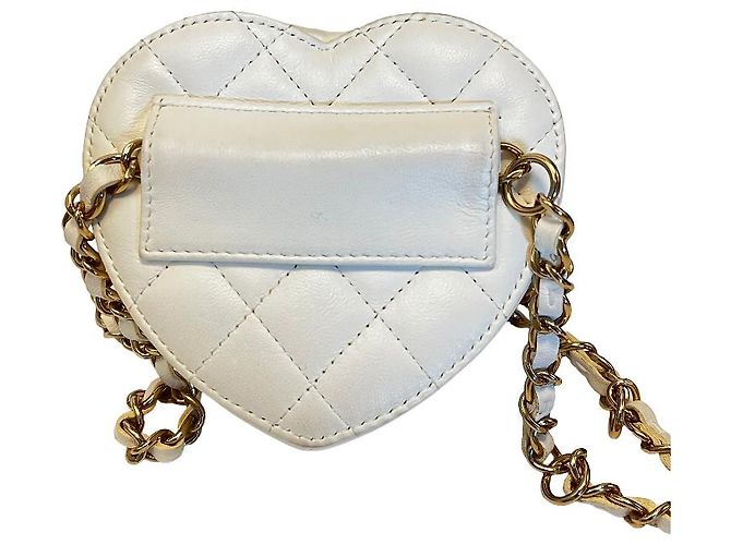 Chanel CC in Love Heart Quilted Lambskin small - vista 2