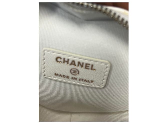 Chanel CC in Love Heart Quilted Lambskin small - vista 7
