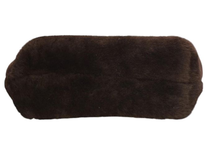 Louis Vuitton Pochette Rabat Shearling Monogram Marrone - vista 6
