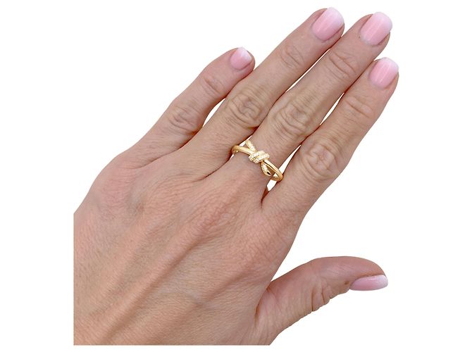 Anello Tiffany & Co, "Knot" in oro giallo e diamanti. - vista 5