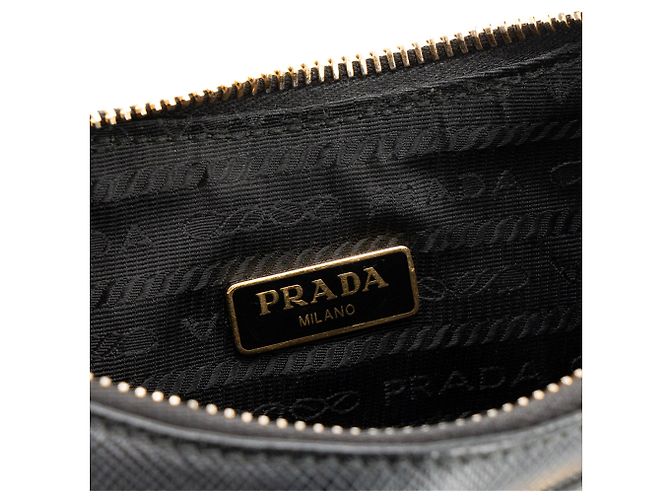 PRADA - Borsa a tracolla Re-Edition 2005 Prada in pelle saffiano nera - vista 8