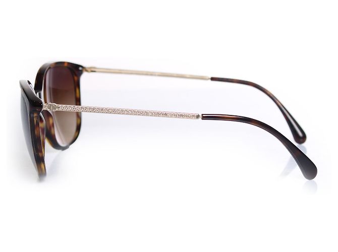 Chanel, braune Sonnenbrille mit Kristallbügeln - Ansicht 4