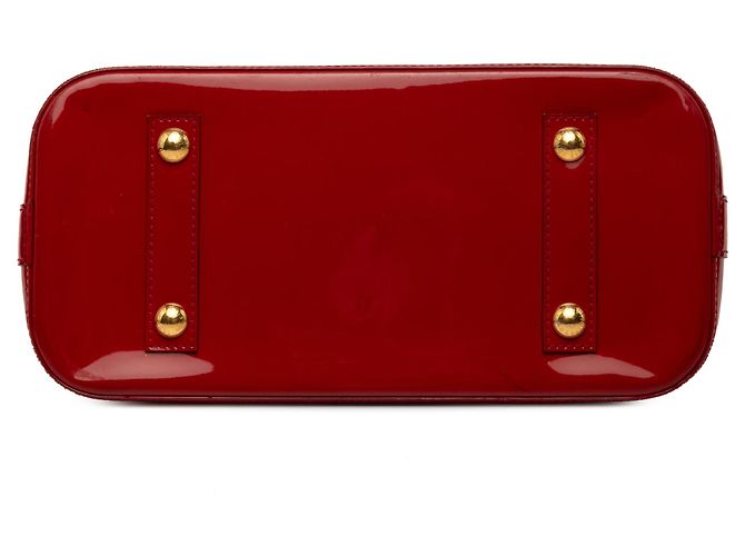 Borsa a mano Louis Vuitton Monogram Vernis Alma PM rossa - vista 3