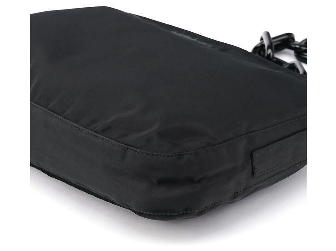 Prada Borsa a tracolla con catena Swing in nylon Tessuto nero 1996 - vista 9