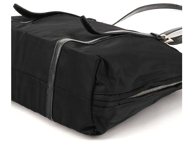 Prada Borsa Tote in Nylon Tessuto Vitello Nera - vista 10