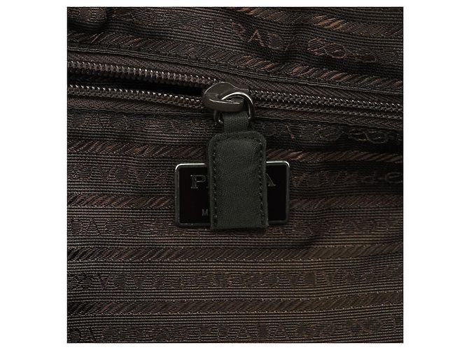 Prada Saco Tote Green Tessuto Nylon Key-Lock - vista 13