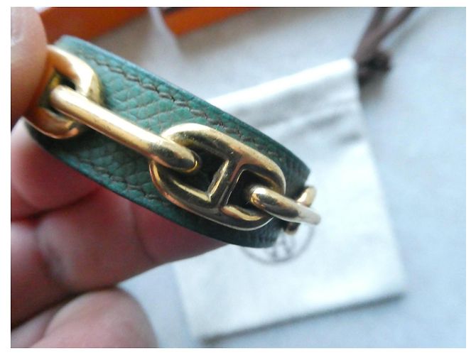 Hermès Bracciale in Pelle e Catena Dorata - vista 4