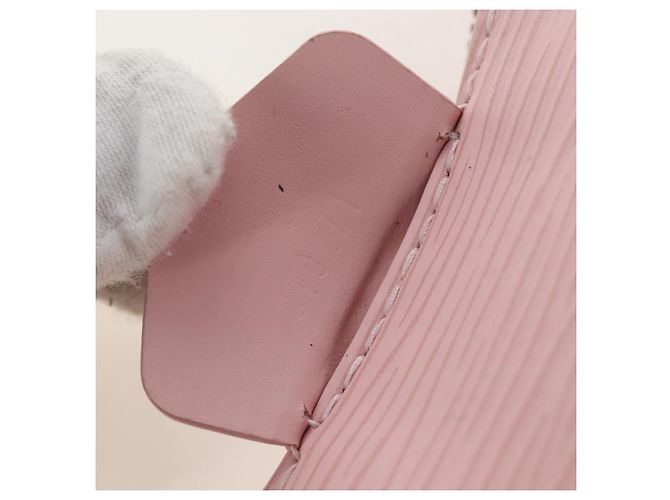 Louis Vuitton Easy Pouch on Strap Epi Leather - vista 7