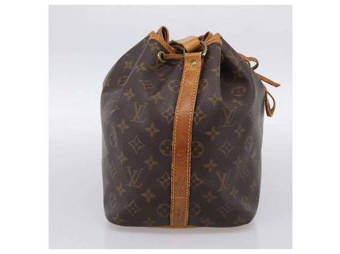 Louis Vuitton Petit Noe Monogram Canvas Small - vista 3