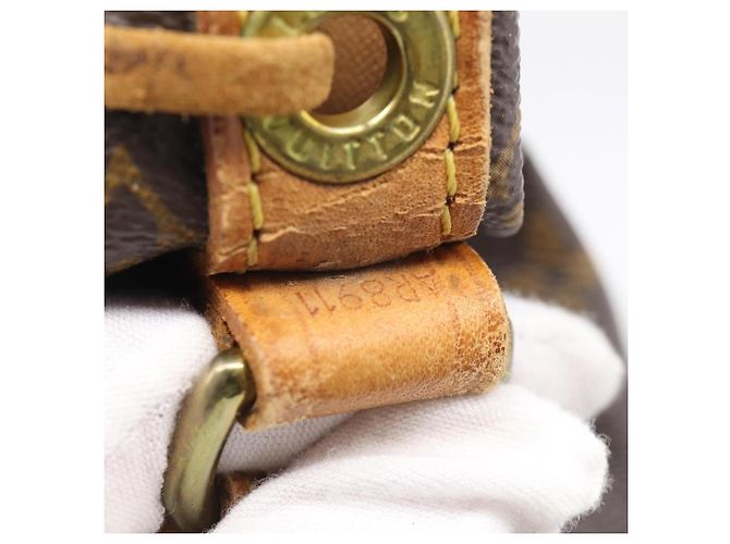 Louis Vuitton Petit Noe Monogram Canvas Small - vista 6