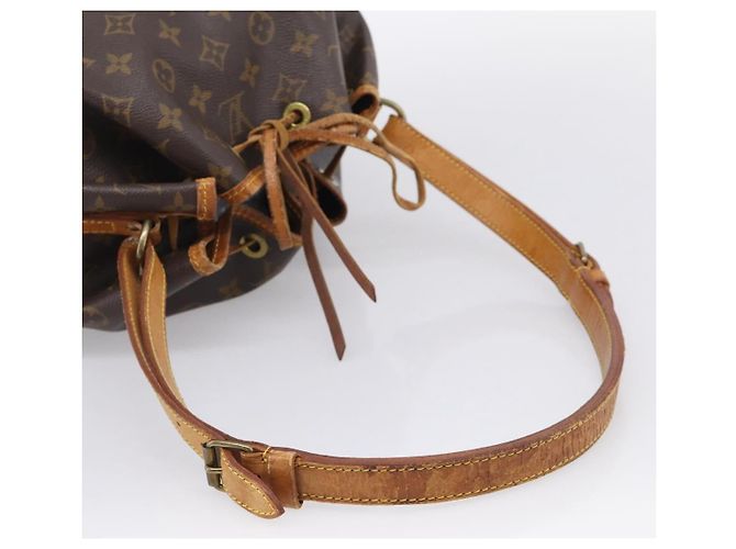 Louis Vuitton Petit Noe Monogram Canvas Small - vista 7
