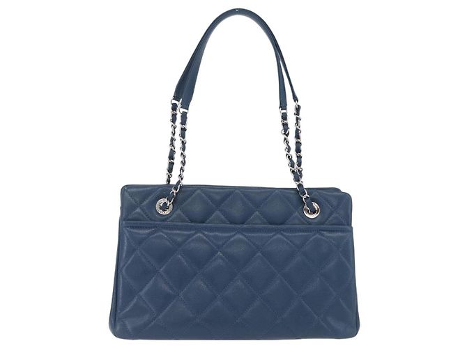 Chanel Timeless CC Shopping Quilted Caviar Medium - vista 2