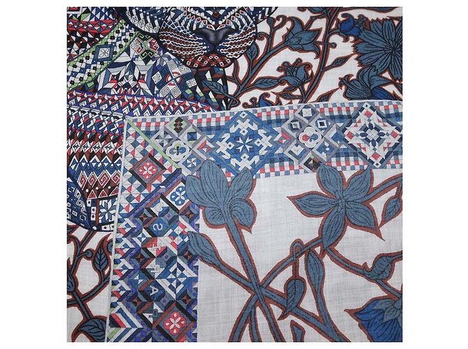 Hermès Hermes Multicolor Cashmere Silk Le Jaguar Et Le Colibri Shawl - vista 5