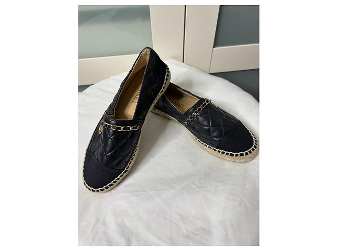 Chanel Espadrilles aus gestepptem Leder Schwarz - Ansicht 2