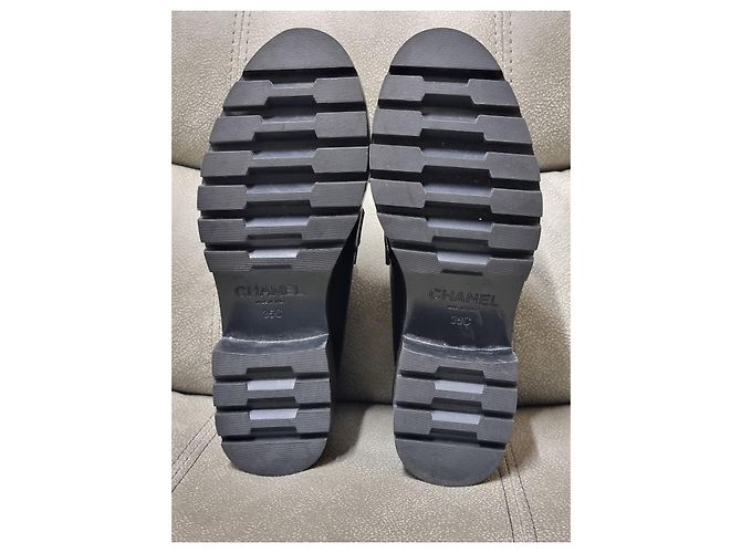Chanel Mocassini Chunky in pelle nera - vista 11
