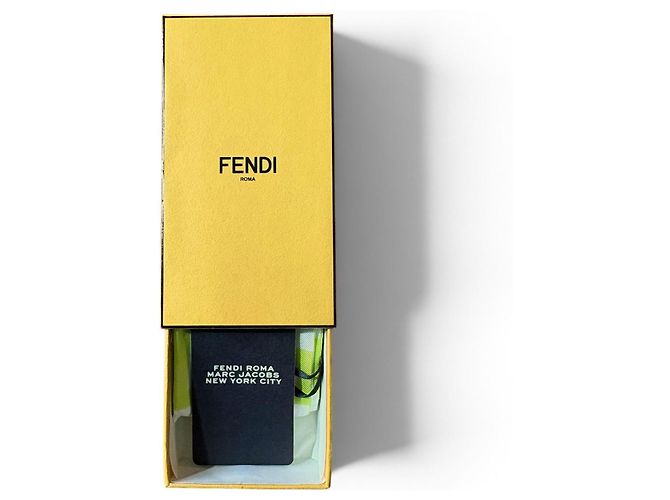 Fendi x Marc Jacobs Pañuelo Wrappy de Seda - vista 7