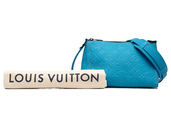 Borsa a tracolla Louis Vuitton Monogram Taurillon Triangle Blu - vista 12