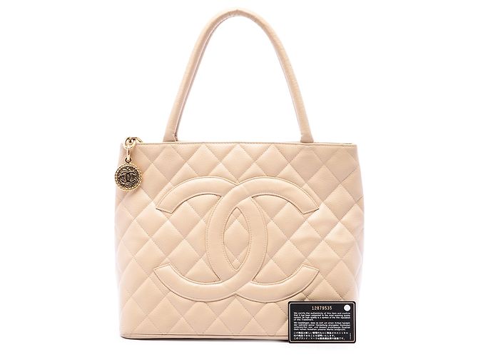 Chanel Beige Caviar Medallion Tote - Ansicht 7