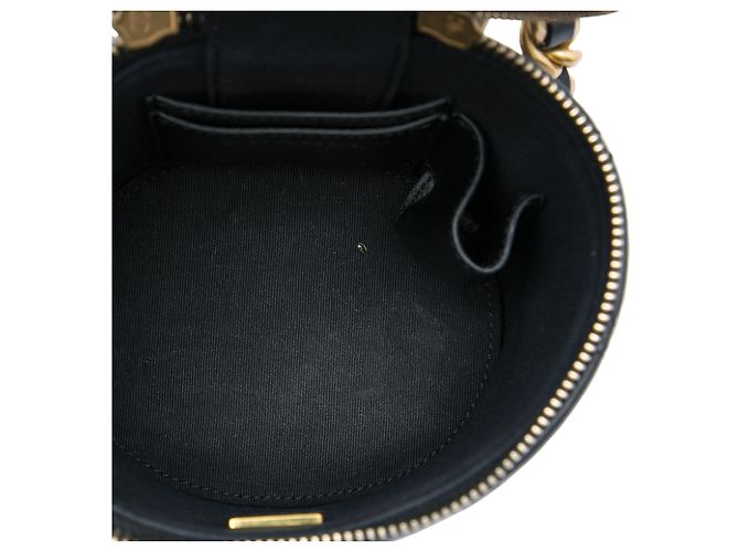 Chanel Mini Vanity Case Verticale in Lambskin Matelassé Nero CC - vista 4