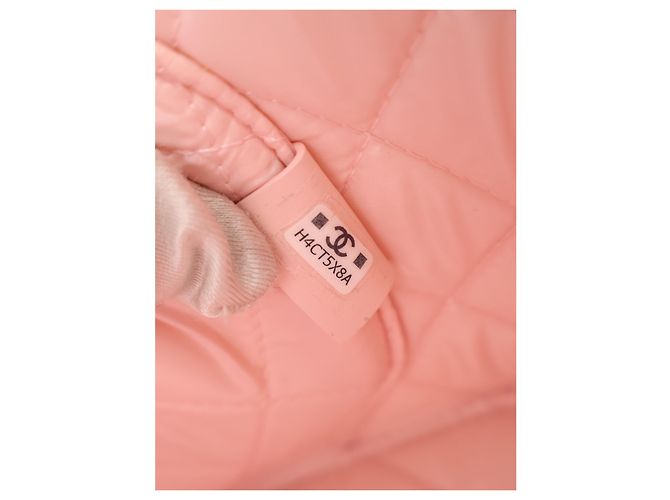 Necessaire Chanel Pink CC Quilted Caviar Vanity Case - vista 11