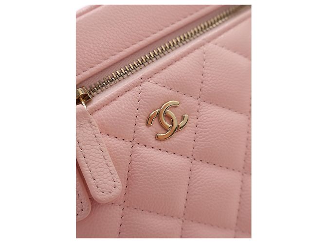 Necessaire Chanel Pink CC Quilted Caviar Vanity Case - vista 5