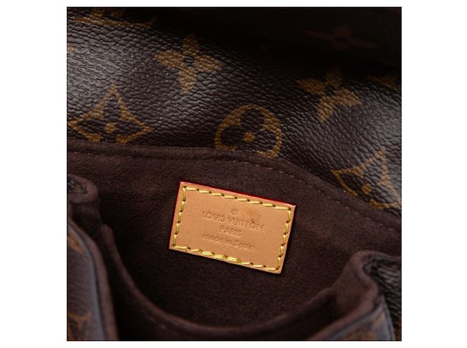 Louis Vuitton Brown Monogram Micro Pochette Metis - vista 5