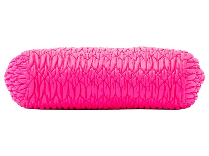 Clutch Frame Miu Miu in Nappa Matelassé rosa - vista 3