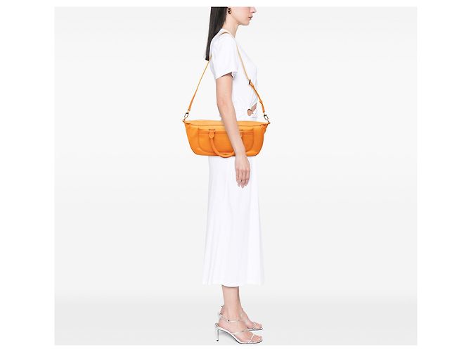Louis Vuitton Orange Epi Dhanura MM - vista 6
