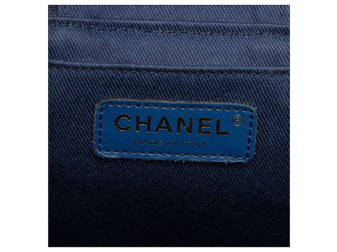 Vanity Necessaire Chanel Blue Quilted Denim Trip con catena - vista 5