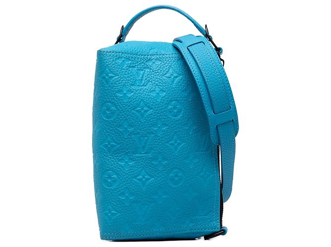 Louis Vuitton Blue Monogram Taurillon Triangle Messenger - vista 6