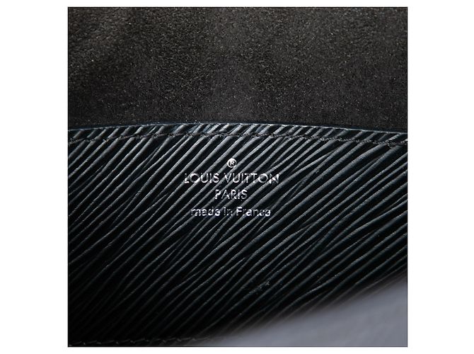 Louis Vuitton Black Epi Twist MM - vista 5