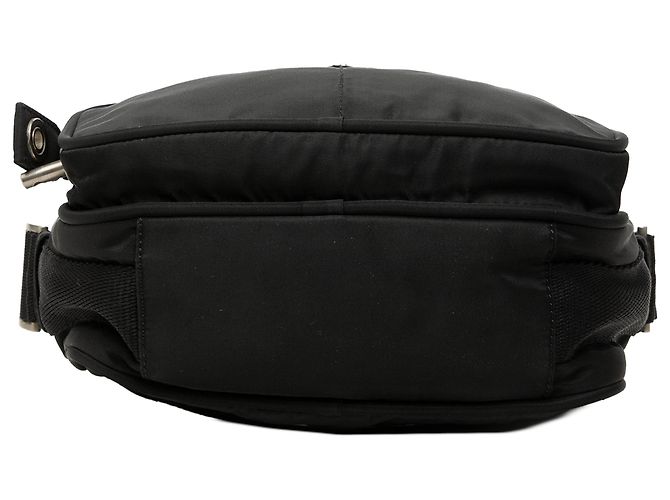 Prada Camera Bag aus schwarzem Tessuto - Ansicht 3