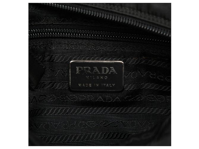 Prada Camera Bag aus schwarzem Tessuto - Ansicht 5