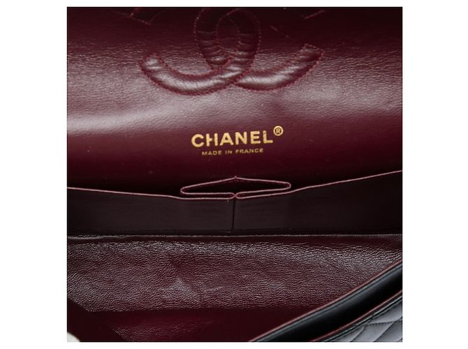 Chanel Black Medium Classic Lambskin Double Flap - vista 4