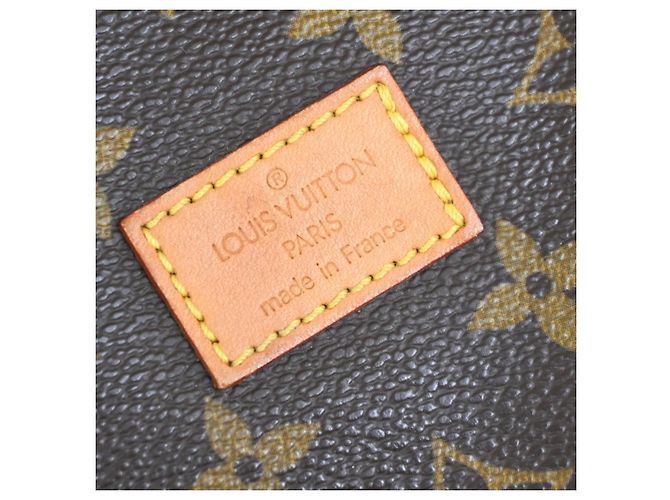 Louis Vuitton Saumur Monogram Canvas 30 - vista 6