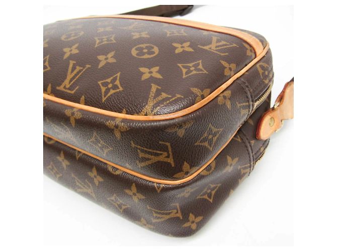 Louis Vuitton Reporter Monogram Canvas PM - vue 6