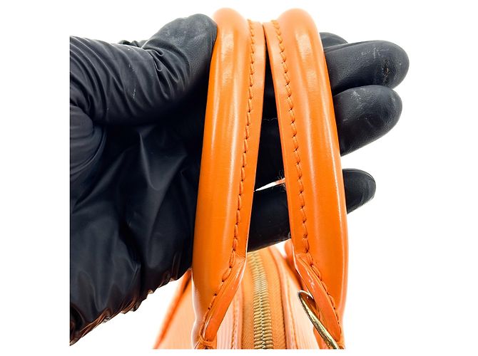 Louis Vuitton Alma Epi Leather PM - vista 7