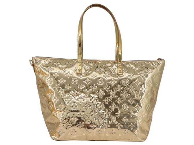 Louis Vuitton Bellevue Monogram Vernis GM - vista 2