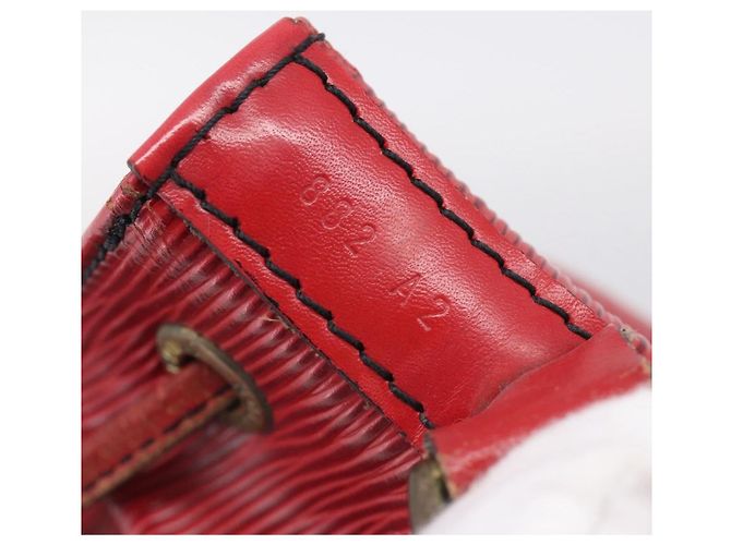 Louis Vuitton Petit Noe Epi Leather Medium - vista 6