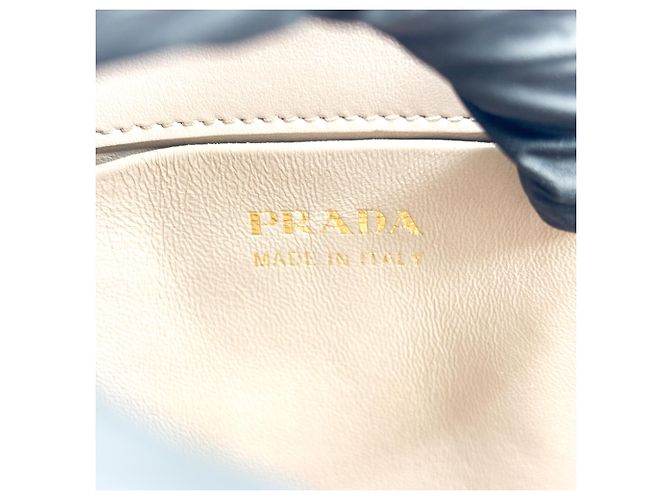 Prada Monochrome Panier Bucket Saffiano Leather Medium - vista 6