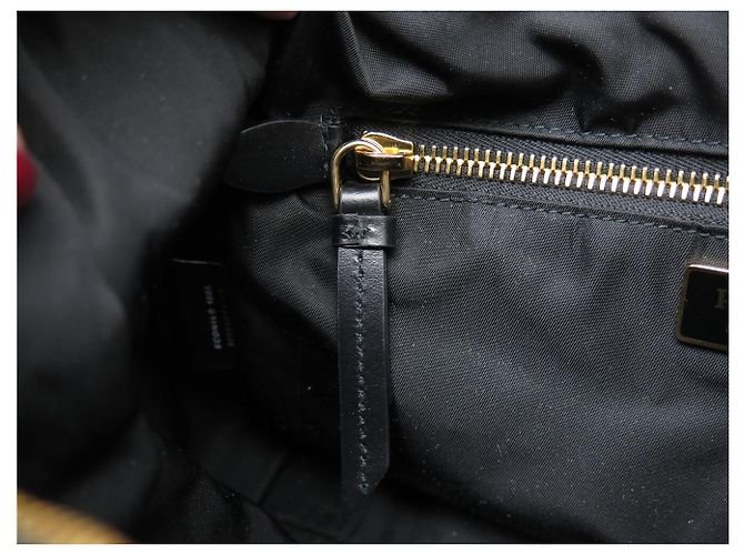 NUOVA BORSA A MANO PRADA EXPLORE 1BC264 IN RE-NYLON E PELLE NERA - vista 11