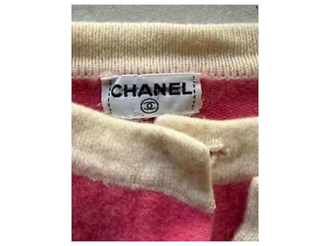 Chanel Kaschmir Twinset in Rosa und Creme - Ansicht 7