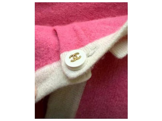 Chanel Kaschmir Twinset in Rosa und Creme - Ansicht 8